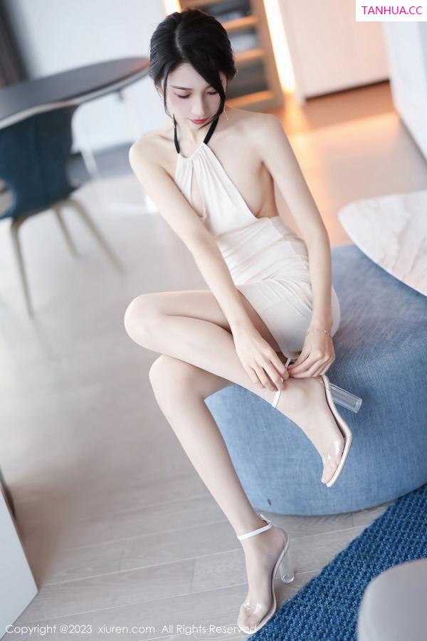 林乐一  [XiuRen]高清写真图 2023.04.25 No.6631 林乐一 丝袜美腿第33张图片